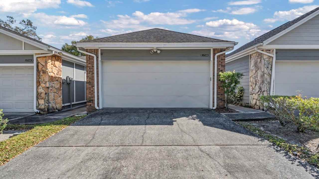 1746 Castle Rock Rd - Photo 2 of 33