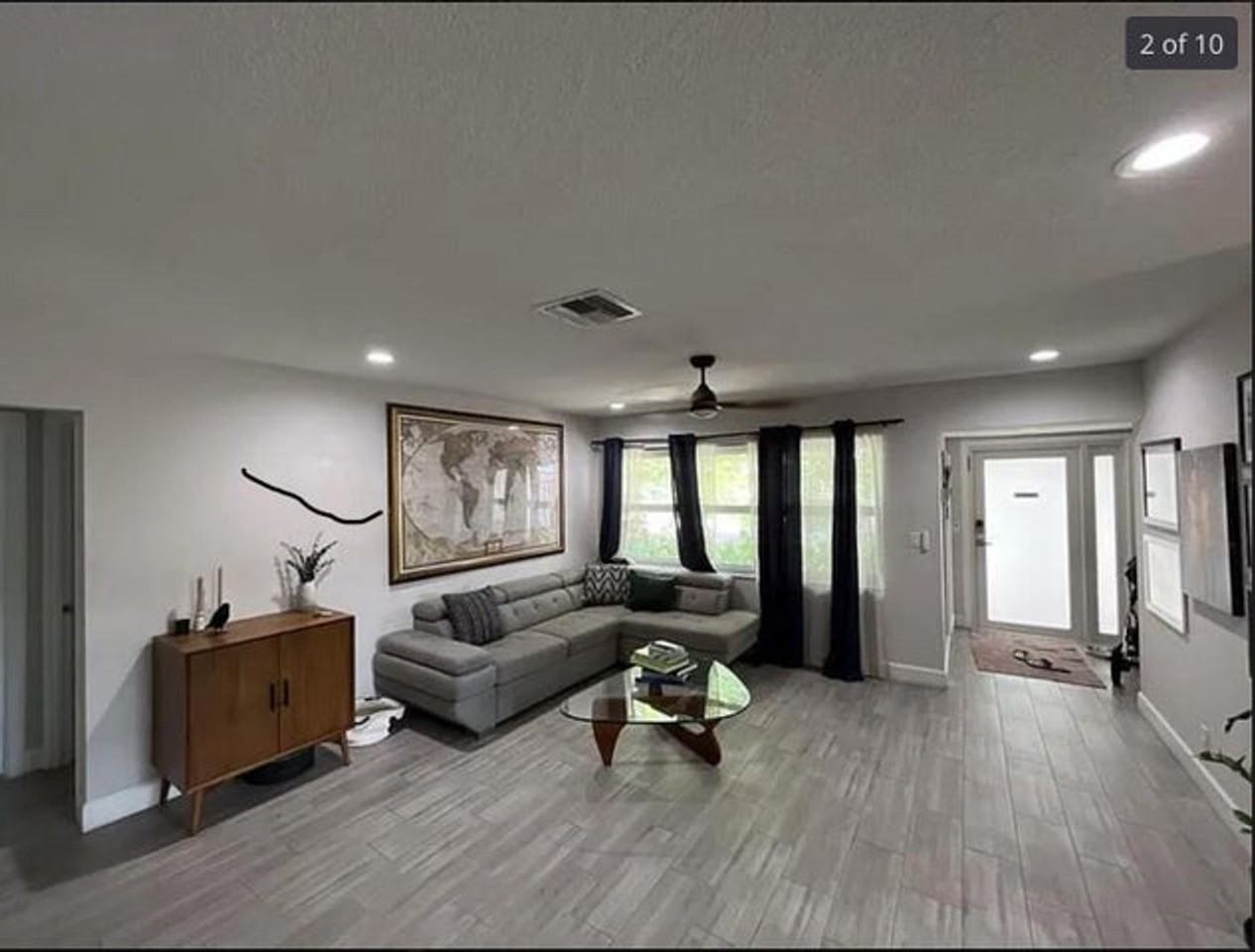 208 Sandpiper Ave - Photo 3 of 10