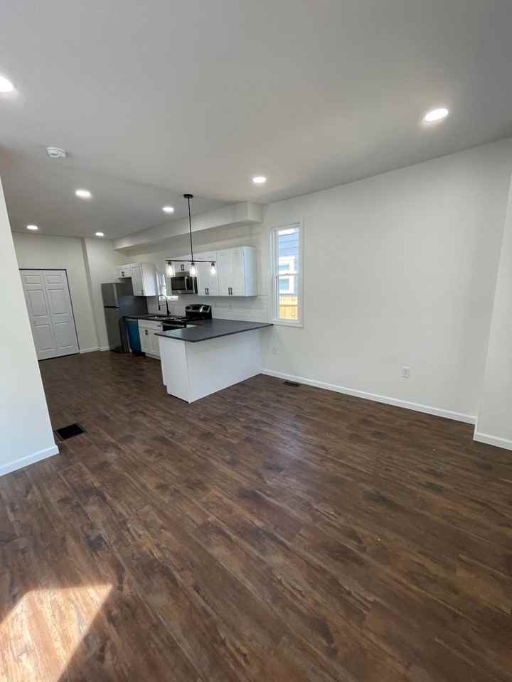 180 E Morrill Ave - Photo 4 of 19