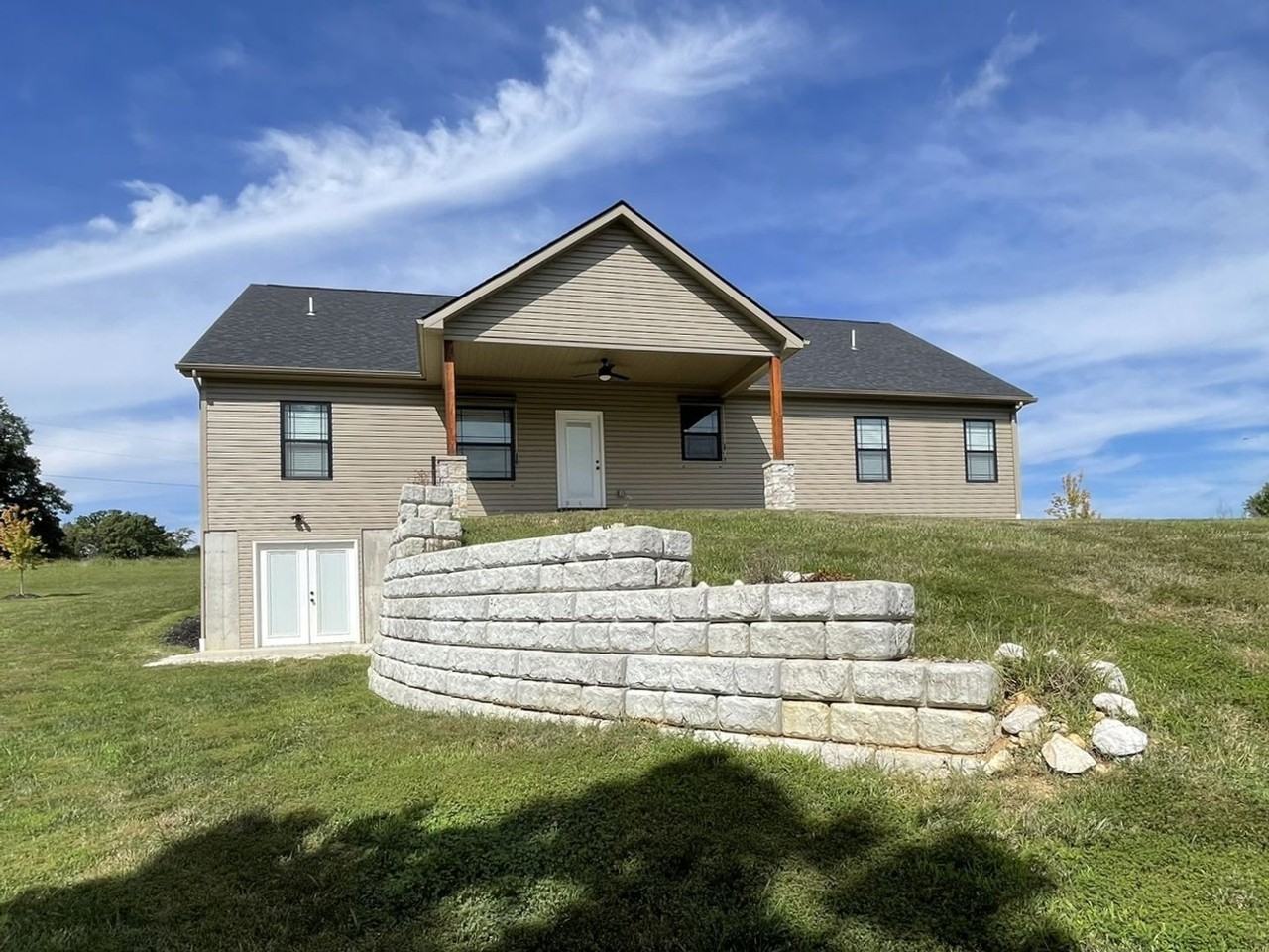 25 Gregory Michael Ln - Photo 5 of 28