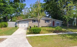 7227 Stonehurst Rd N - Photo 1 of 1