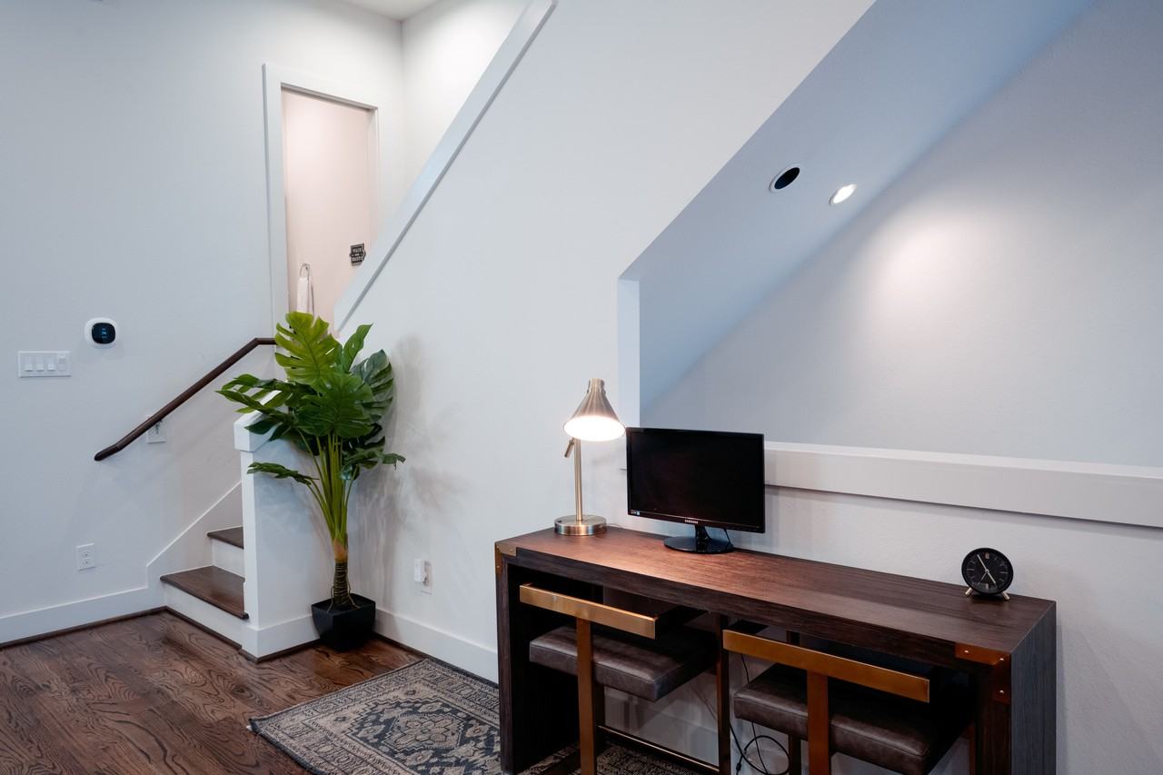 2826 Clay St #2826 - Photo 3 of 28