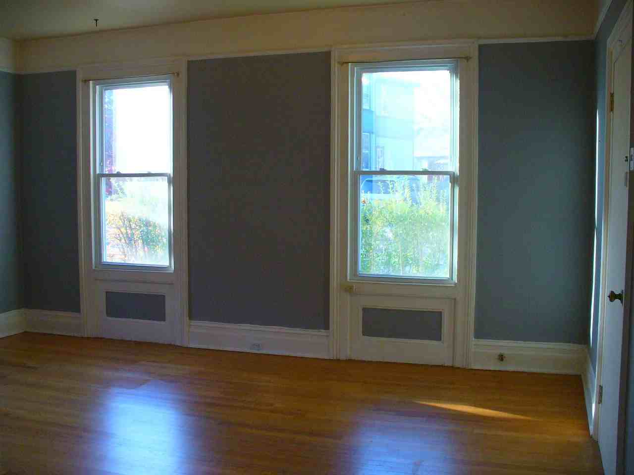122 Pearl St #1 - Photo 3 of 15