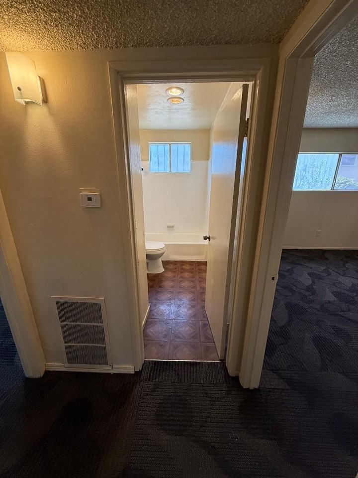 1506 Sepulveda Ave #E - Photo 5 of 10