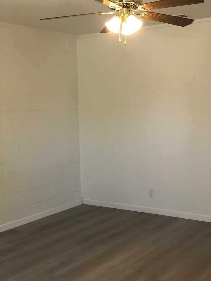 5633 James Way #NA - Photo 3 of 17