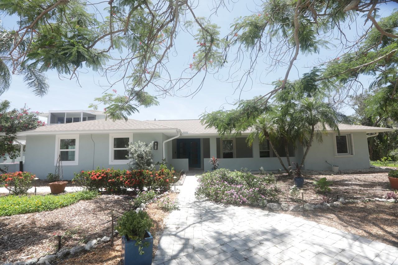 8560 Heron Lagoon Cir #NA - Photo 3 of 50