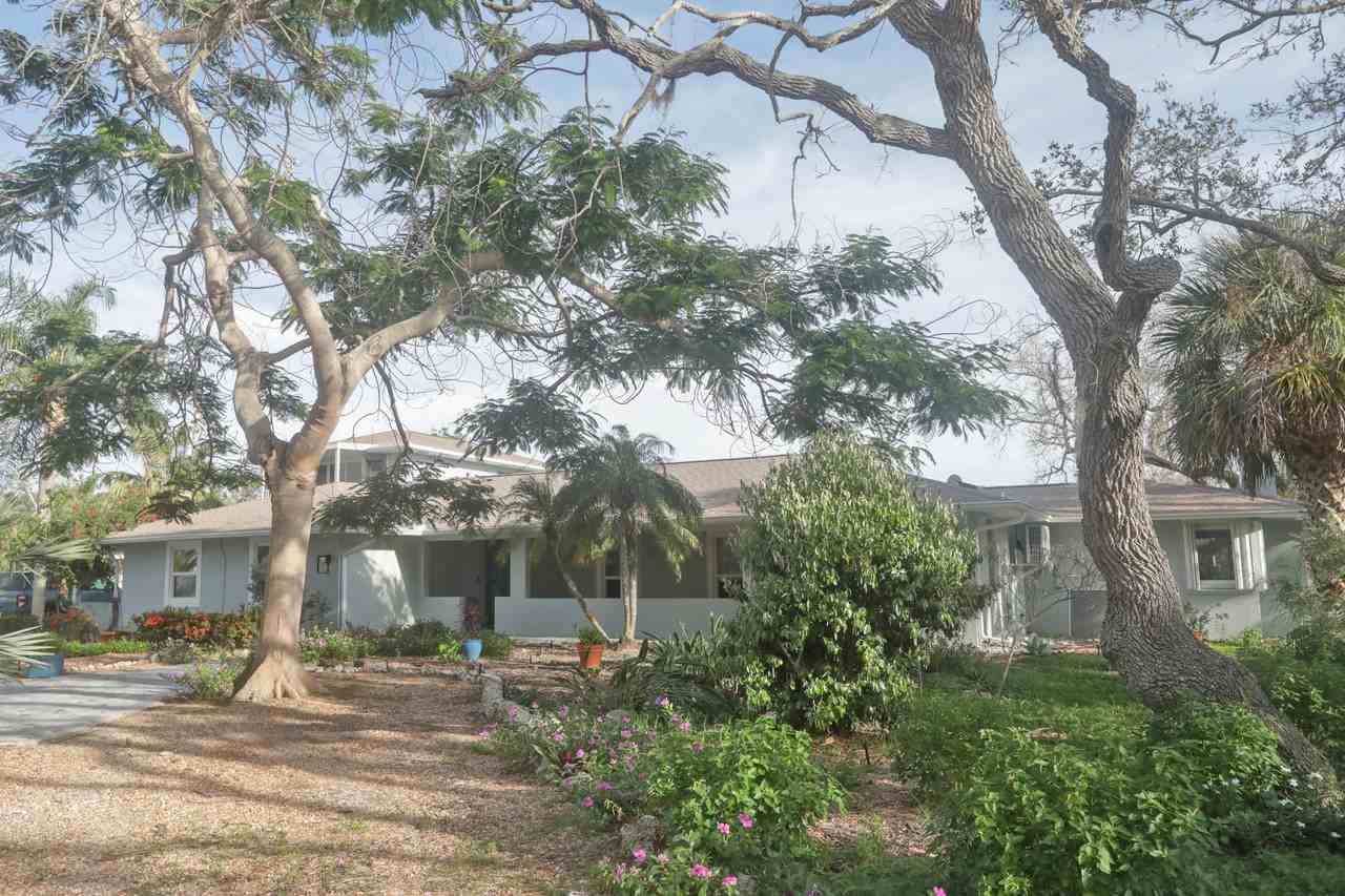 8560 Heron Lagoon Cir #NA - Photo 4 of 50