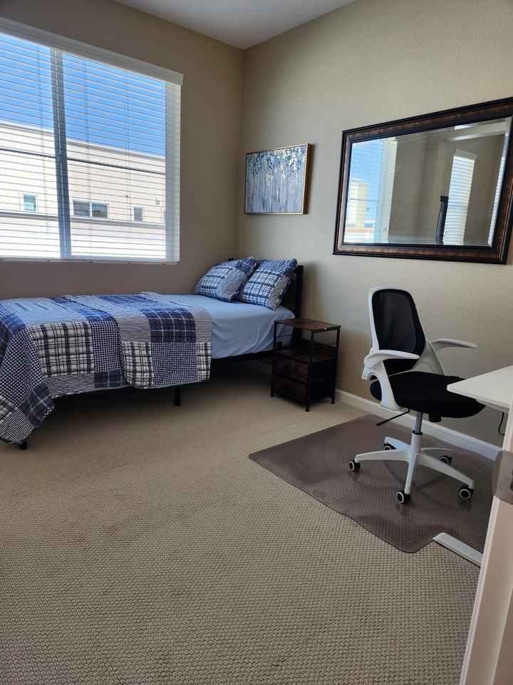 5526 Saffron Way #BR2 - Photo 7 of 31