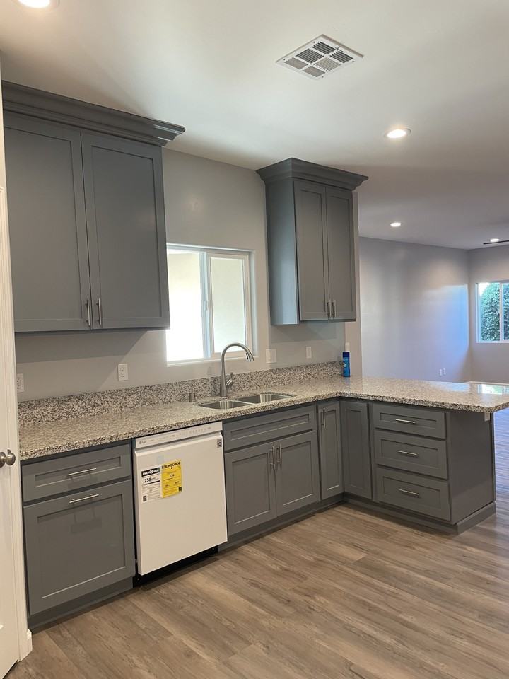 206 Quincy St #NA - Photo 6 of 9