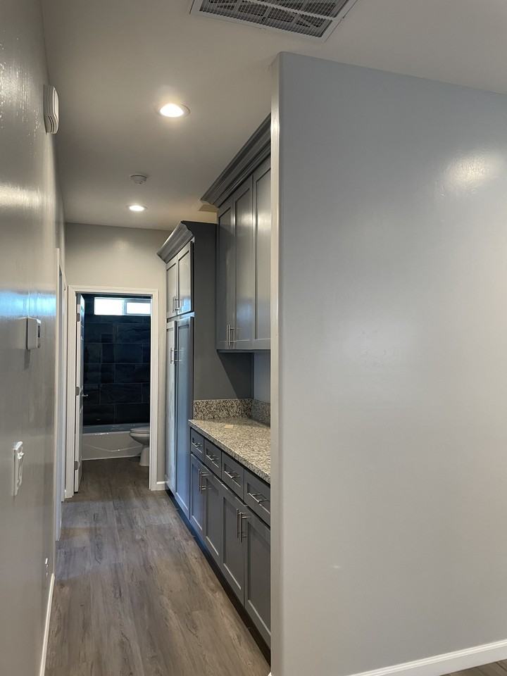 206 Quincy St #NA - Photo 7 of 9