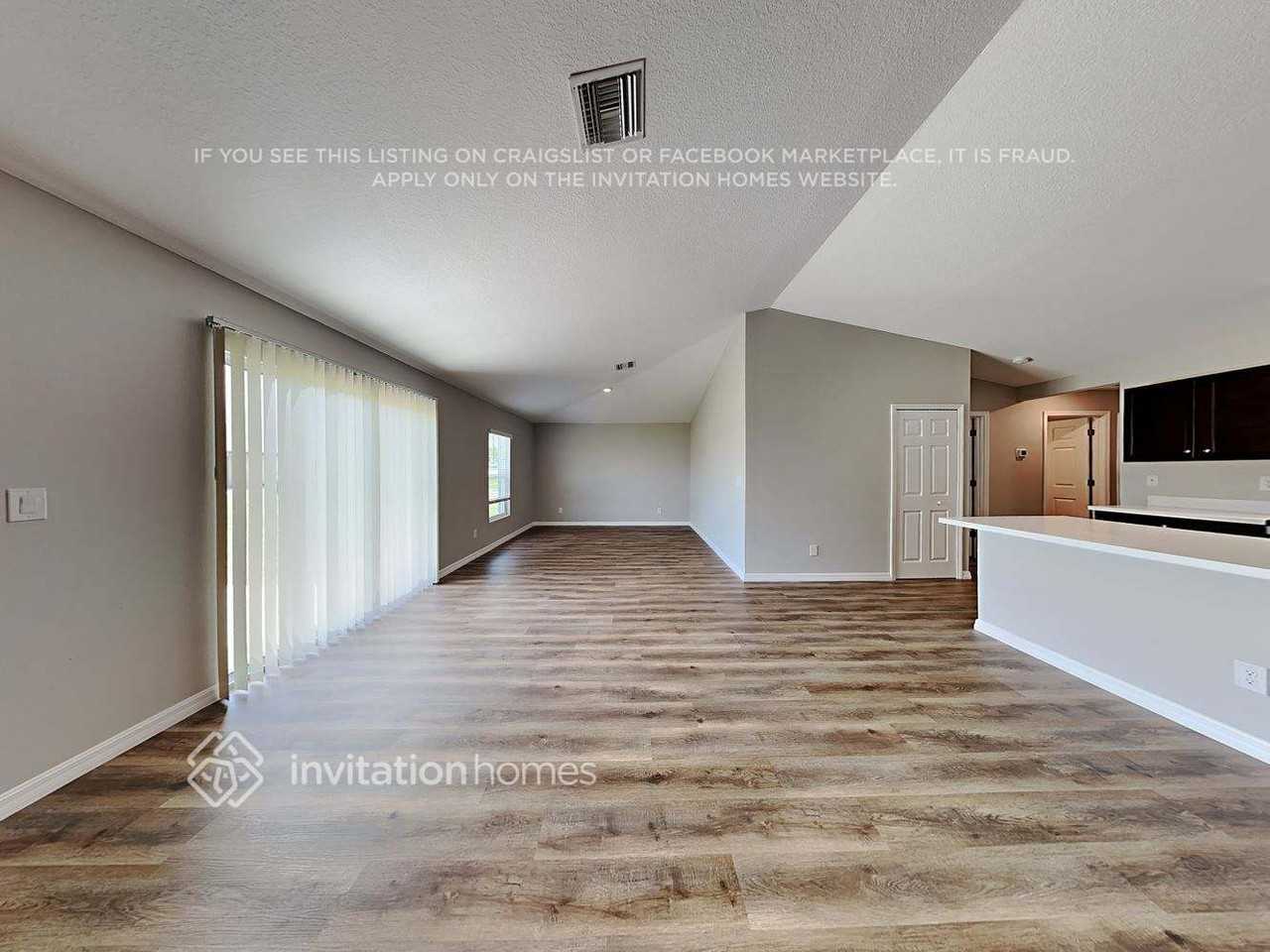 116 Northeast 20th Avenue - Photo 4 of 20