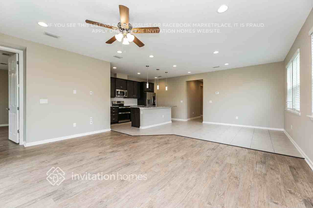 12604 Green Meadow Dr - Photo 5 of 17
