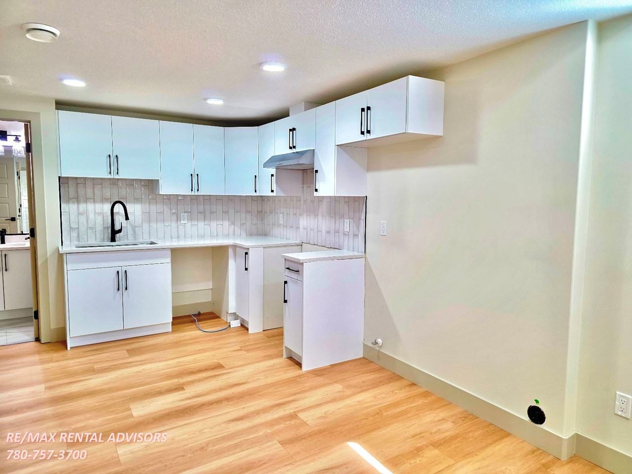 13 Redpoll Wynd - Photo 3 of 10