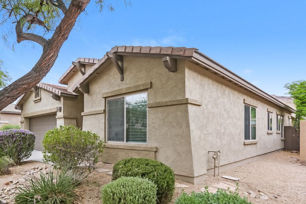 8470 W Bajada Rd - Photo 3 of 16