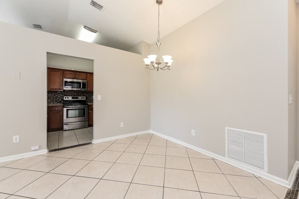 1552 Shearwater Dr - Photo 6 of 16