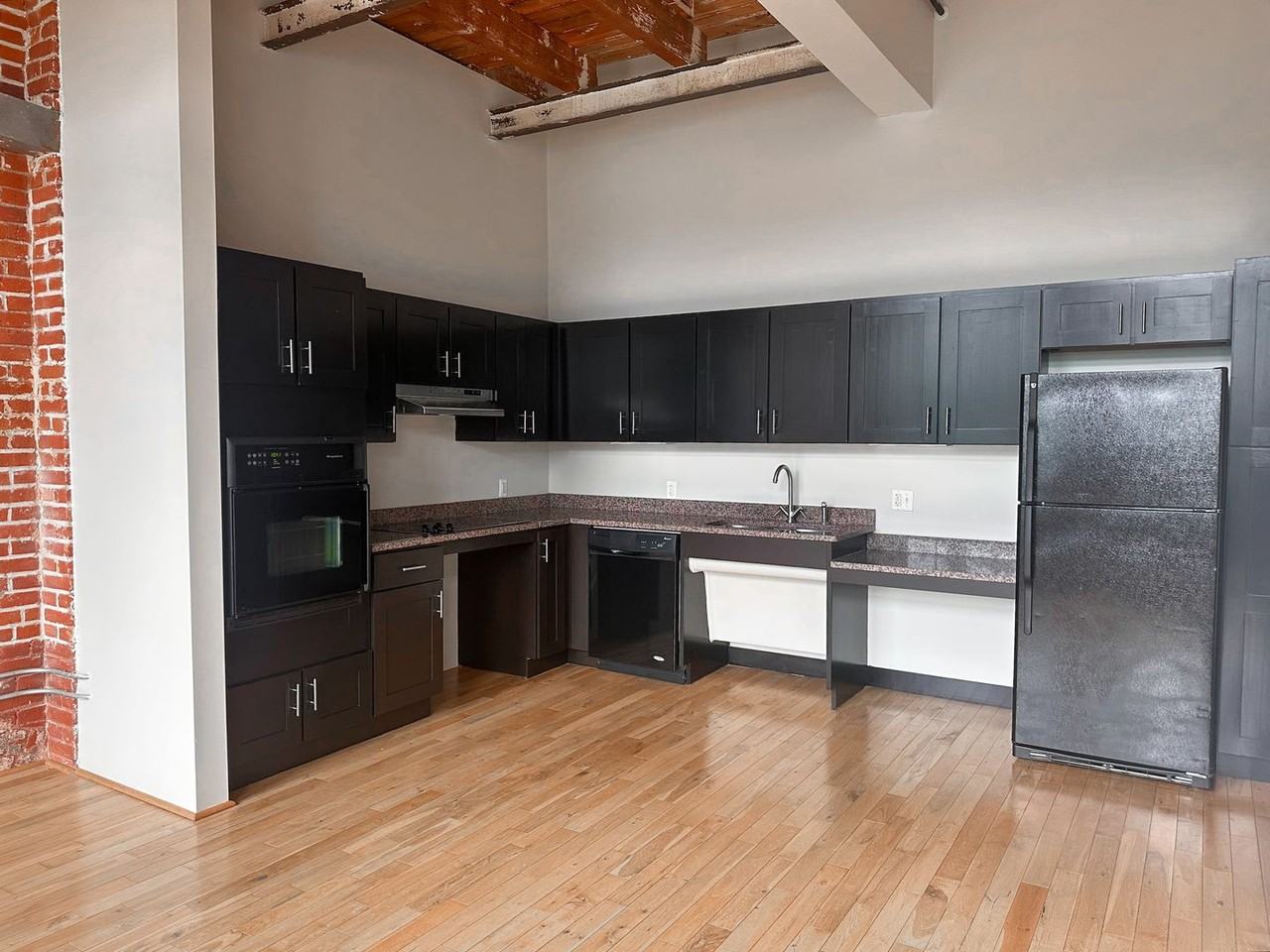 Greystone Lofts - Photo 4 of 26
