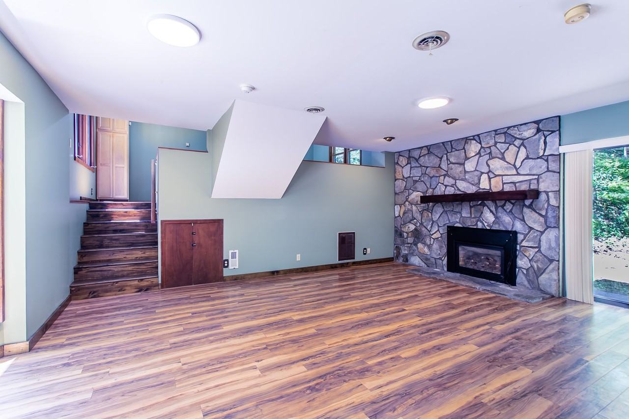 2600 E Fork Rd - Photo 3 of 21