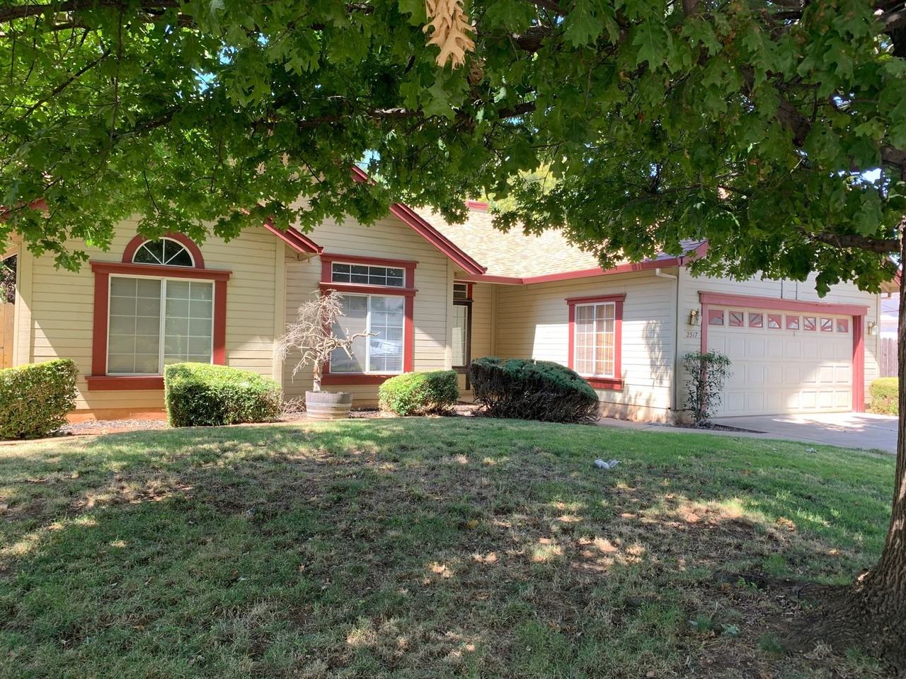 2517 Tuolumne Dr - Photo 2 of 15