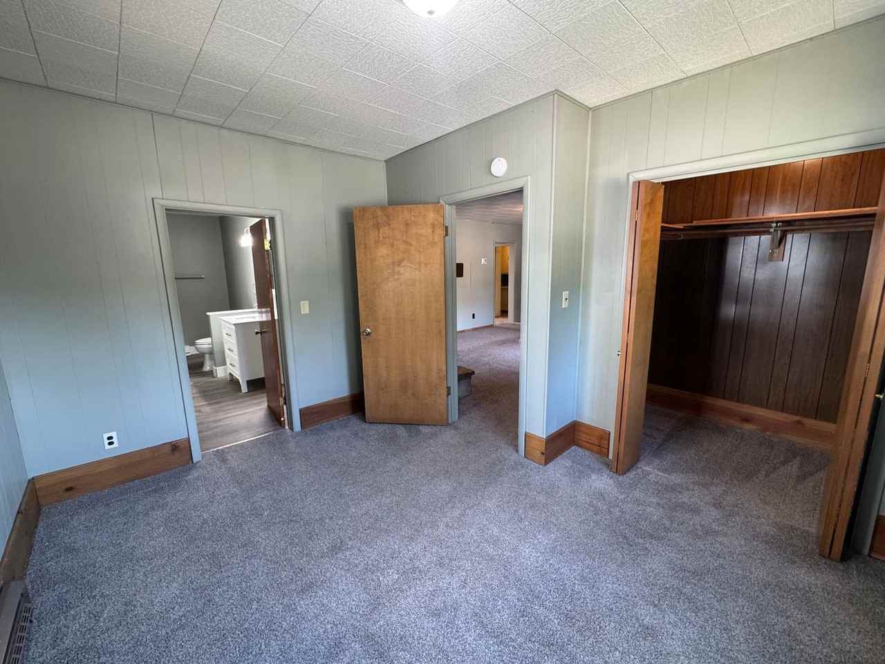 506 N Grand Ave - Photo 6 of 26