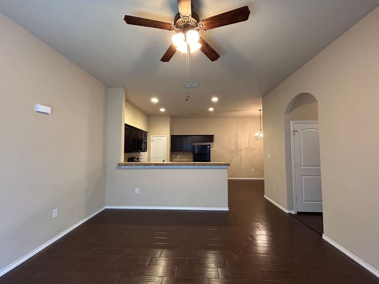 697 Creekside Cir - Photo 2 of 24