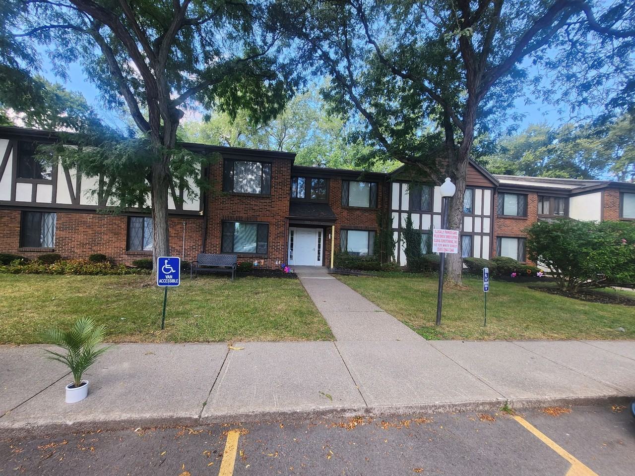 2519 Culver Road Apartments - Photo 2 of 30