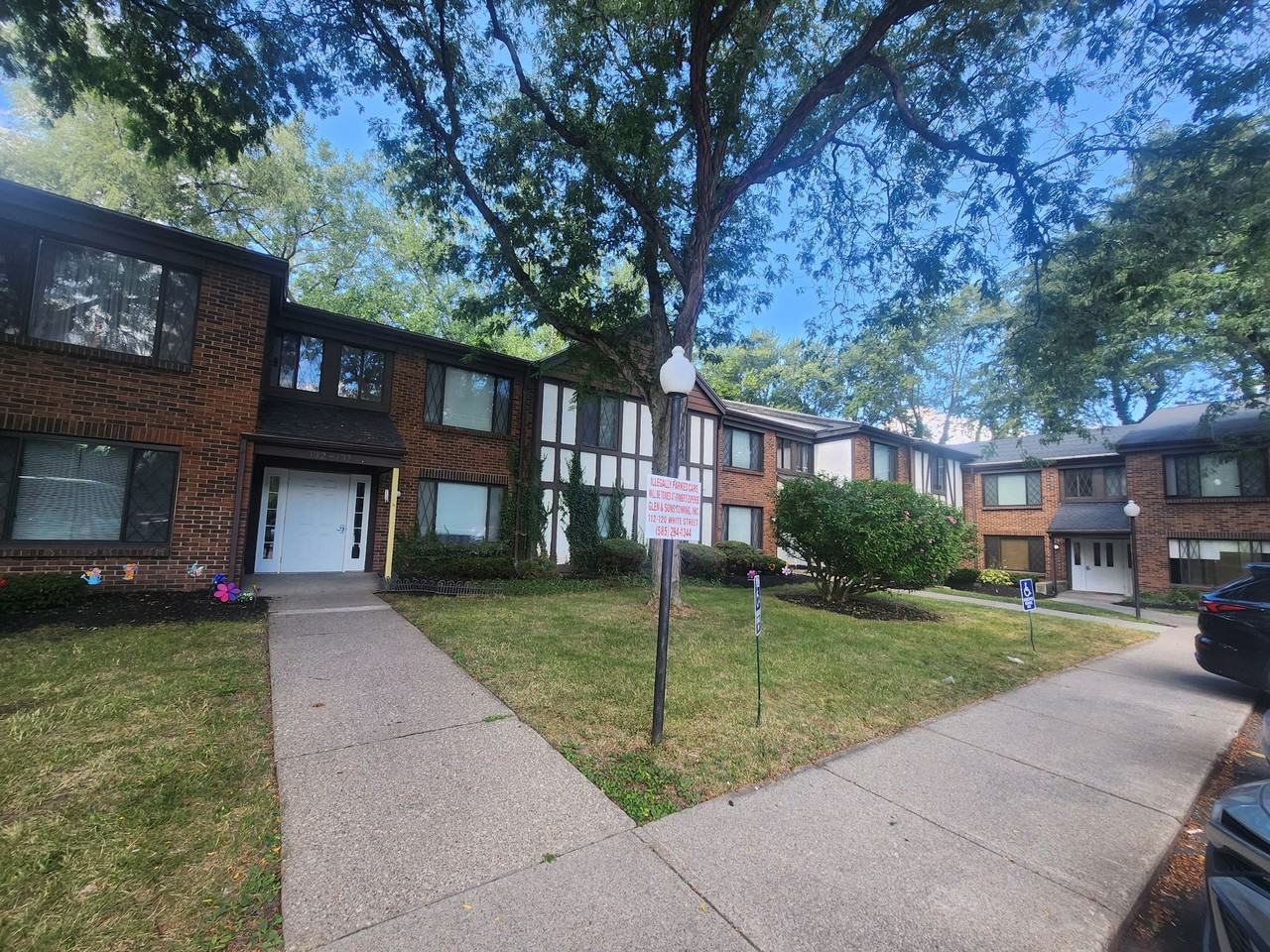 2519 Culver Road Apartments - Photo 3 of 30