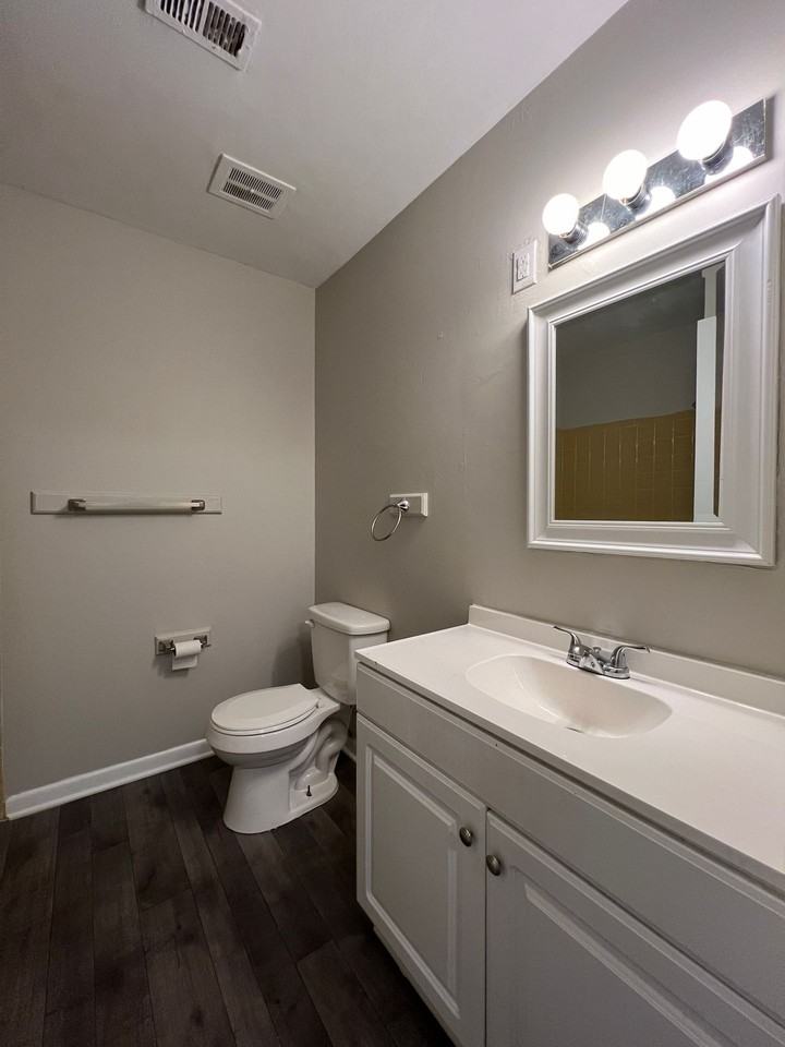 515 N Martin Luther King Jr Dr #F - Photo 4 of 16