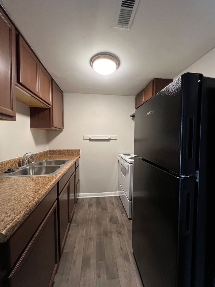 515 N Martin Luther King Jr Dr #F - Photo 6 of 16