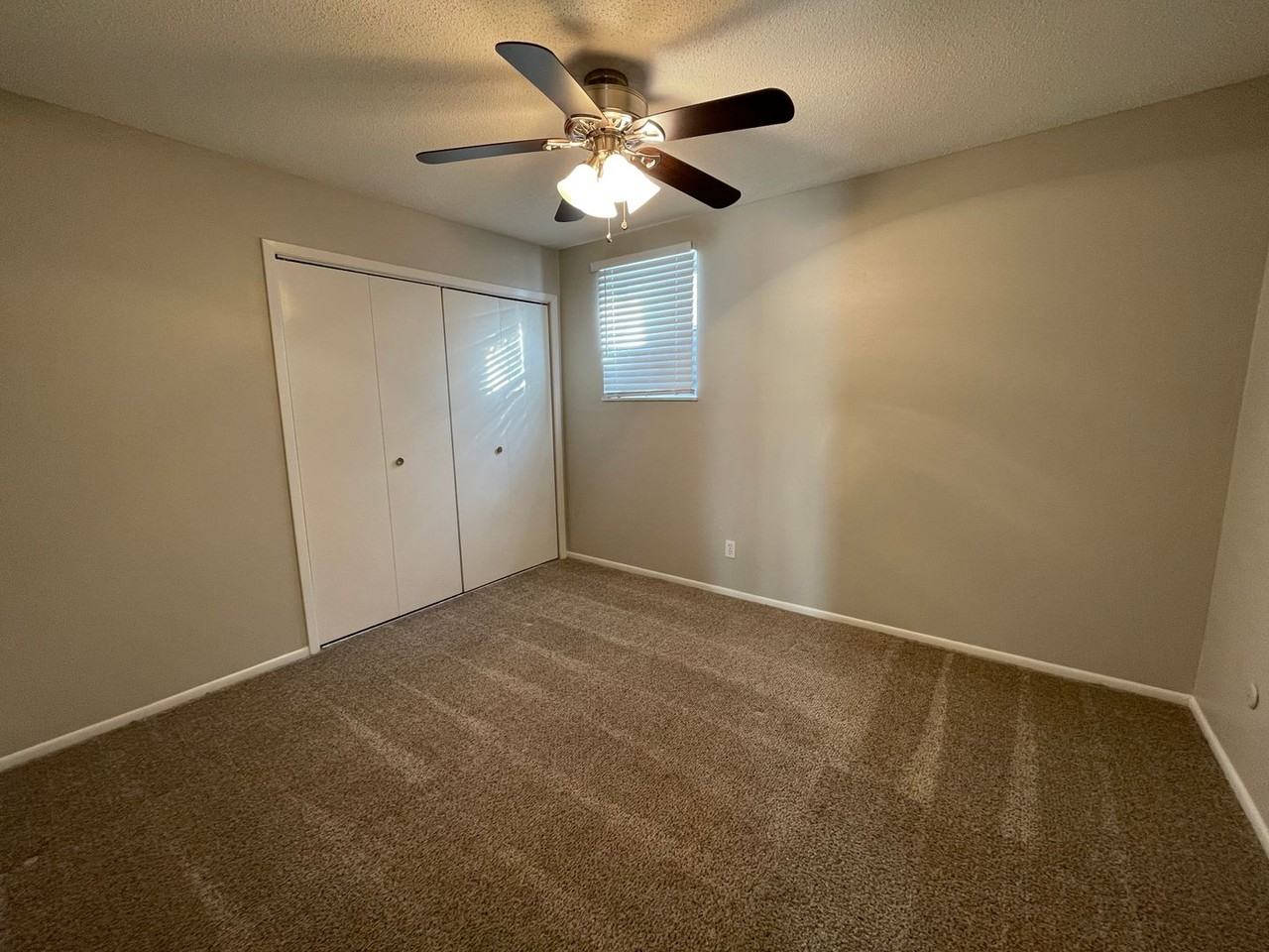 42-01 Mission Woods - Photo 5 of 10
