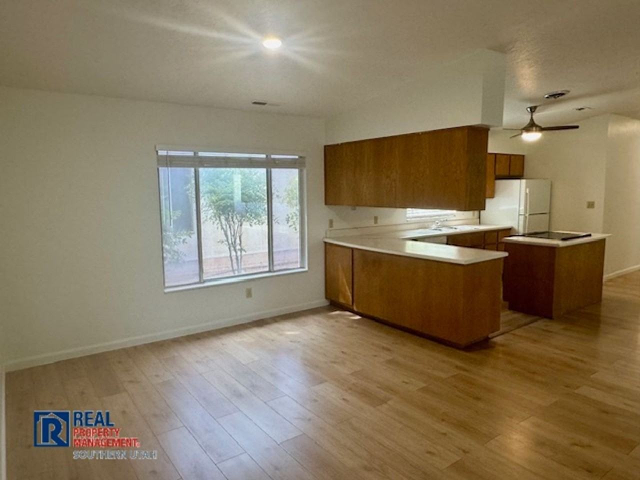 280 N Sunflower Dr #28 - Photo 4 of 18