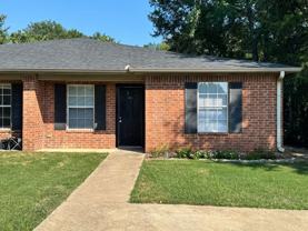 16011 Echo Glen Dr - Photo 1 of 1