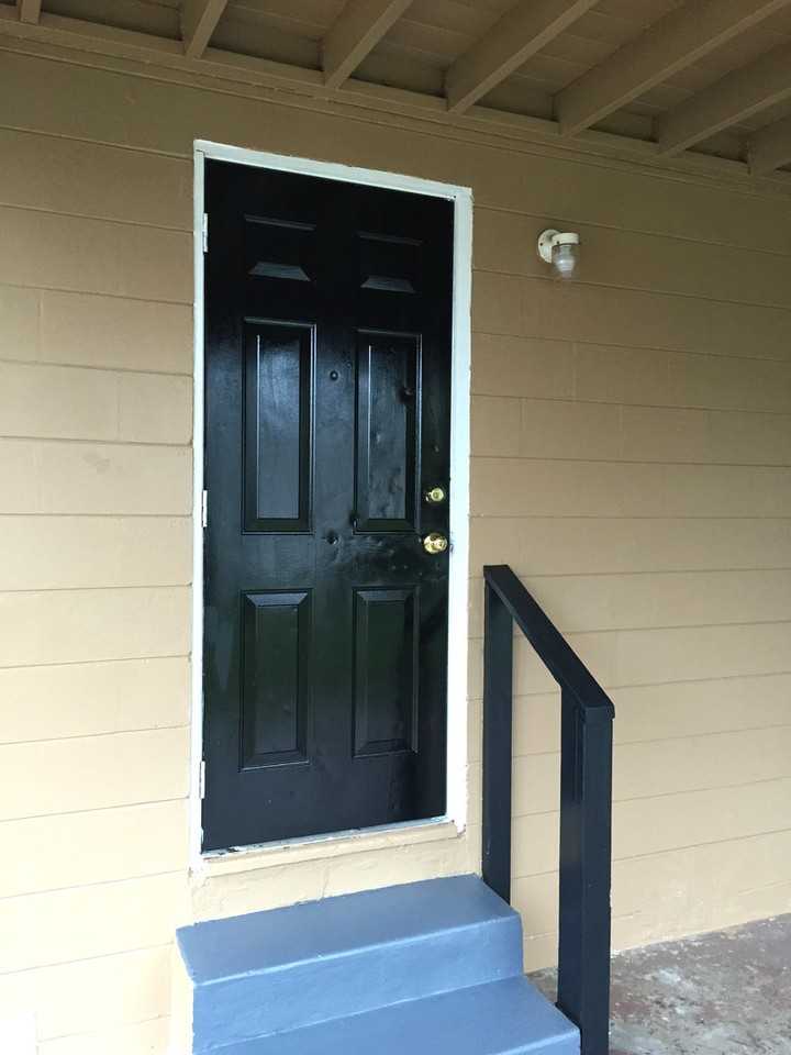 116 Bassedena Cir S - Photo 4 of 8