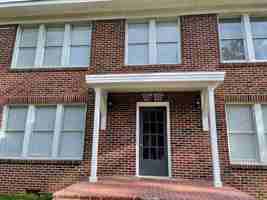 featured image of 521 Forest Ave