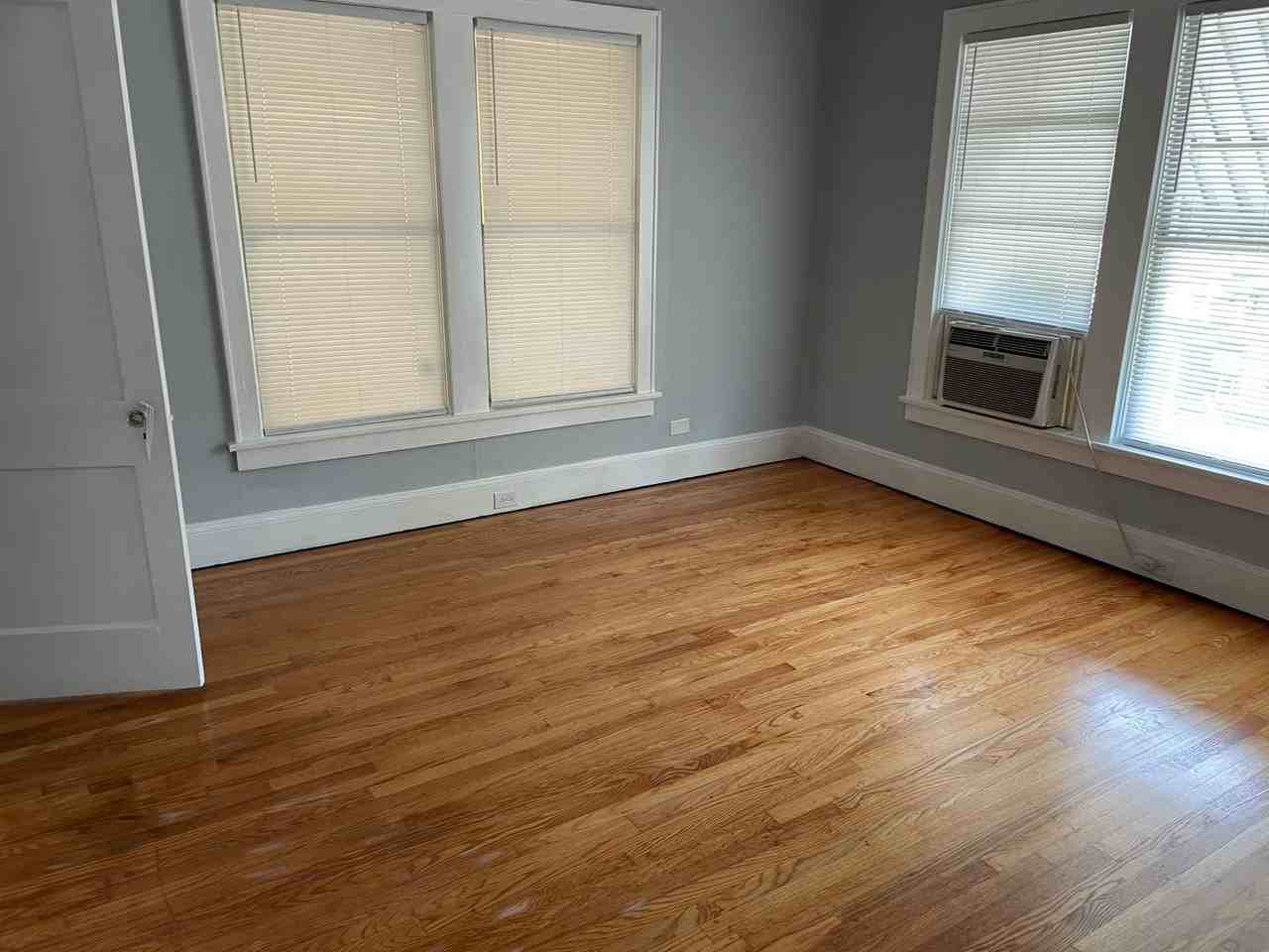 521 Forest Ave - Photo 7 of 9