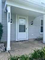 featured image of 1302 S Glen Cir #D