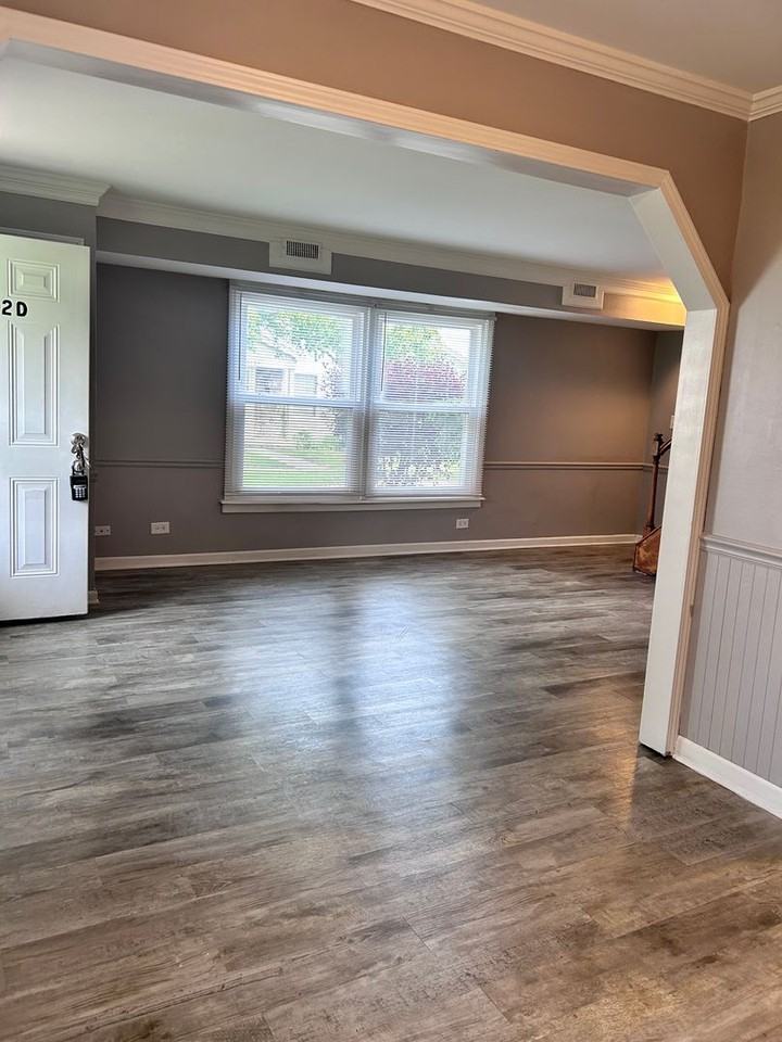1302 S Glen Cir #D - Photo 5 of 15