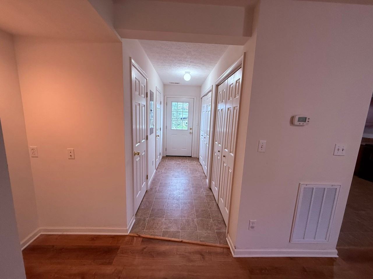 10 Station Ln Ne - Photo 7 of 19