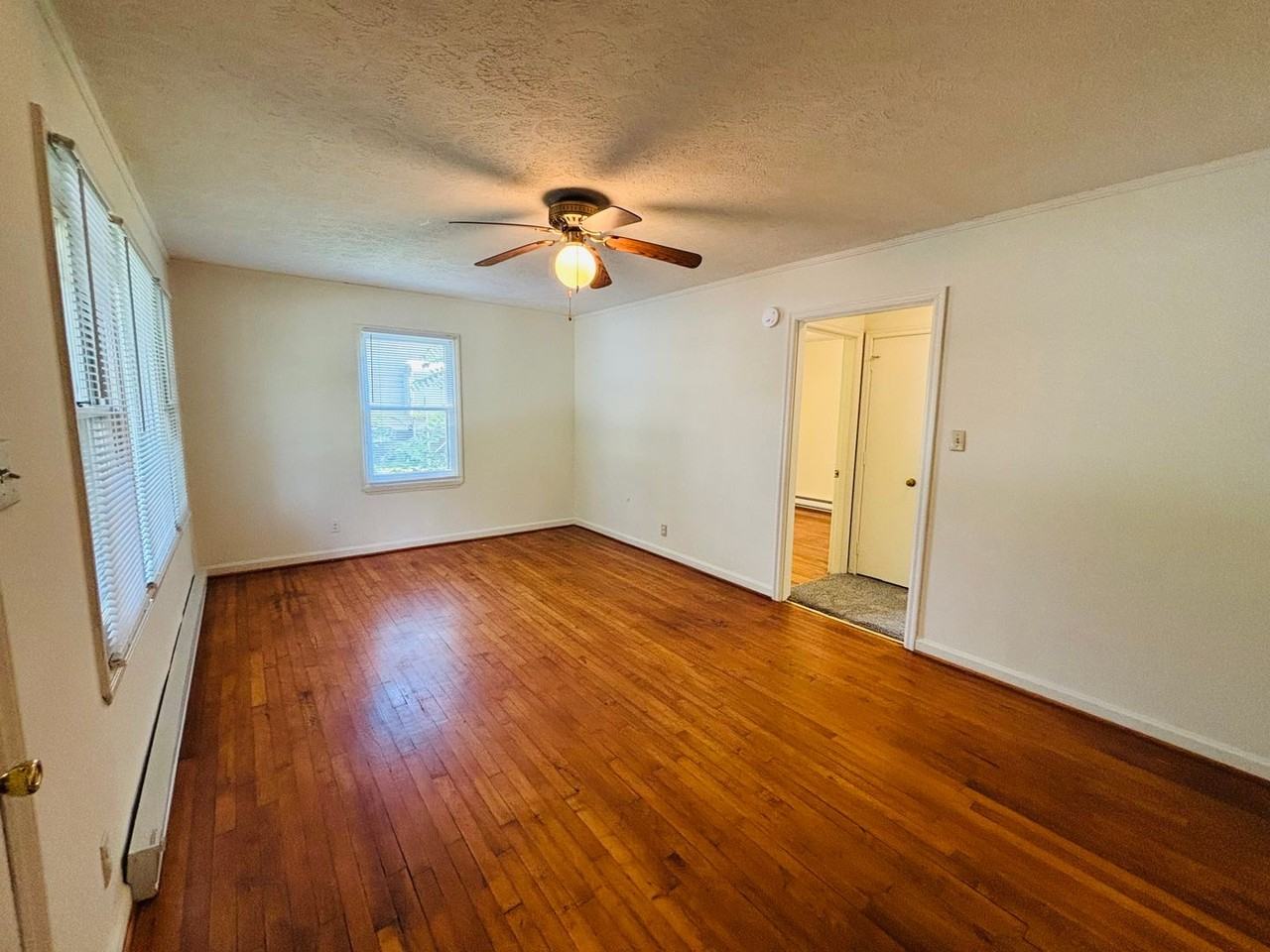 401 3rd St - Photo 4 of 13