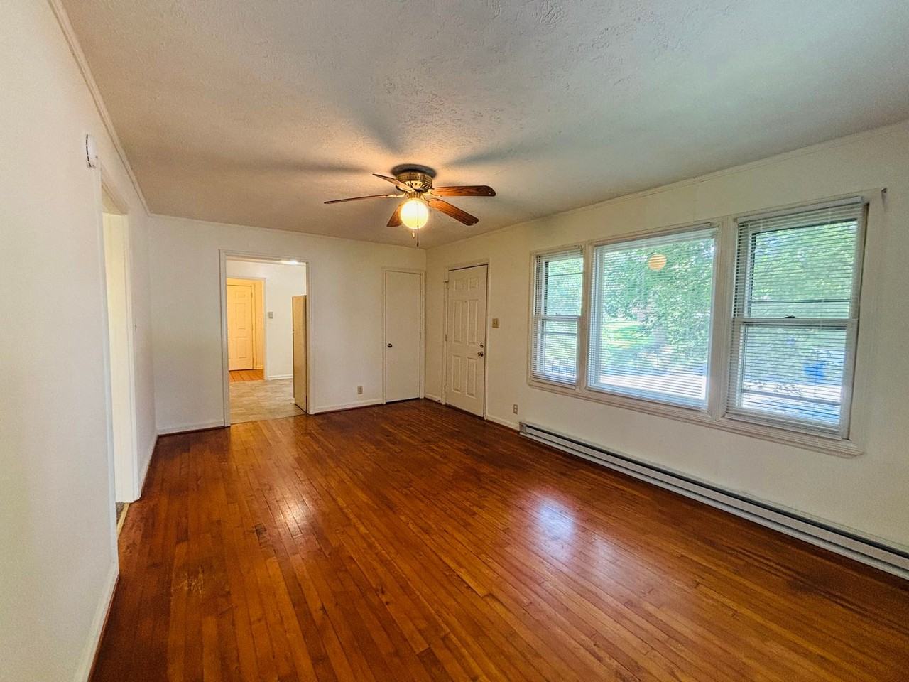 401 3rd St - Photo 5 of 13