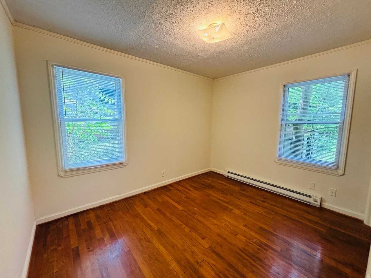 401 3rd St - Photo 6 of 13