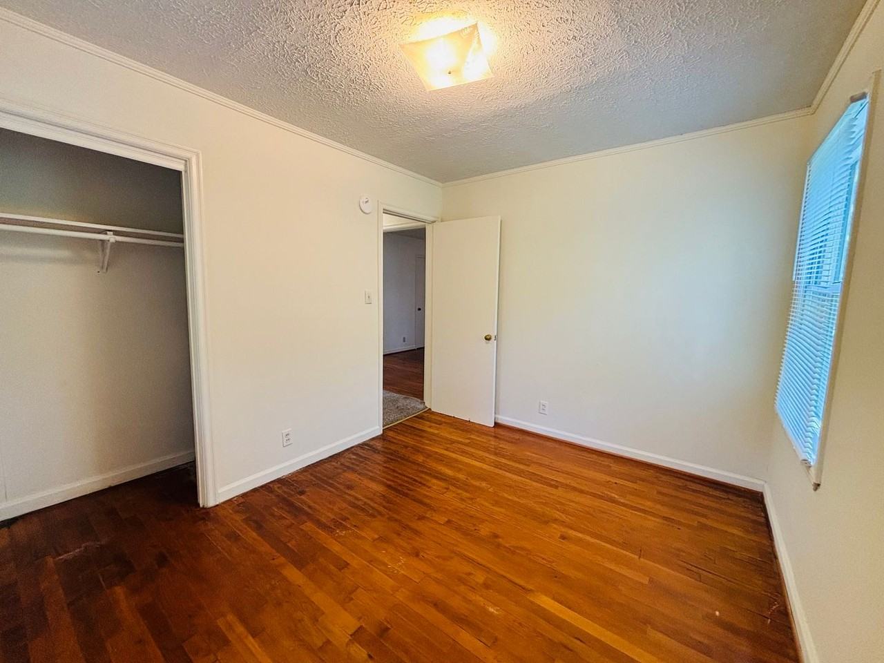 401 3rd St - Photo 7 of 13