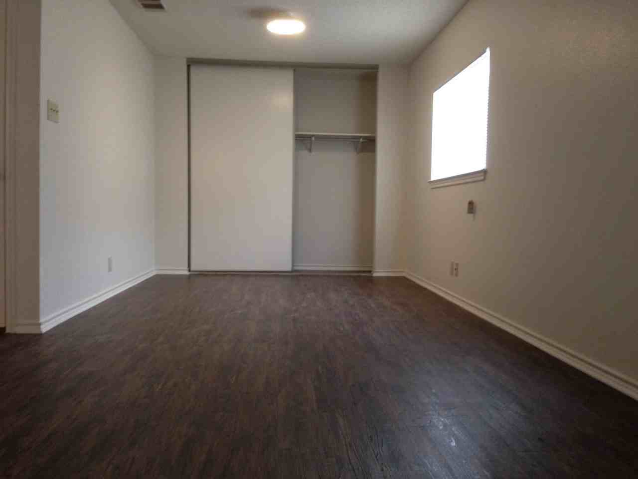 6882 Crested Quail - Photo 7 of 18