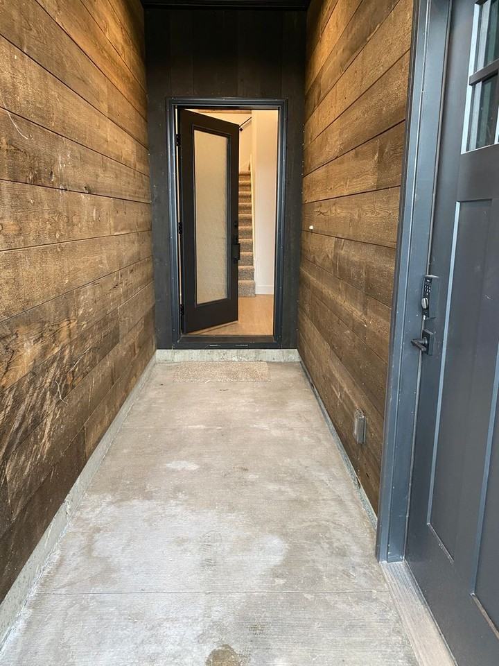 677 Stone Peak Loop - Photo 2 of 23