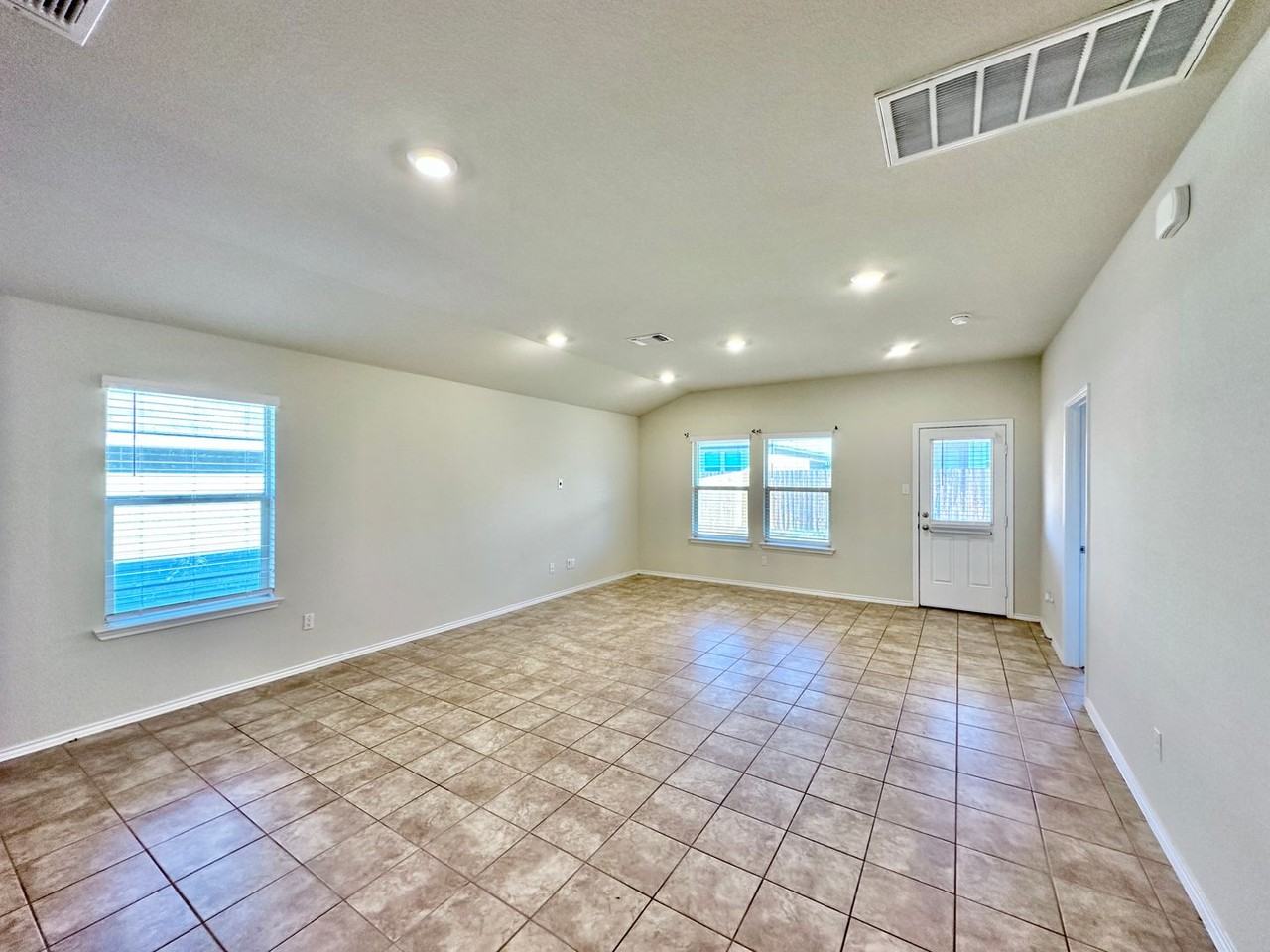 5911 Harriet Tubman Ave - Photo 3 of 30