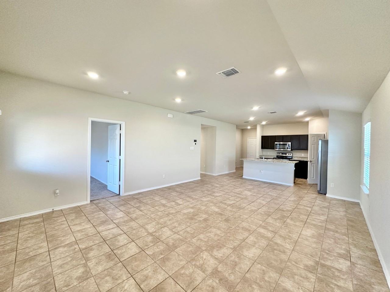 5911 Harriet Tubman Ave - Photo 5 of 30