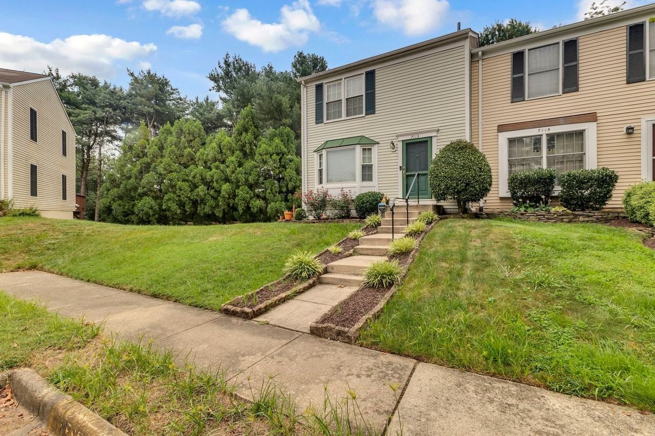 7113 Latour Ct - Photo 2 of 33