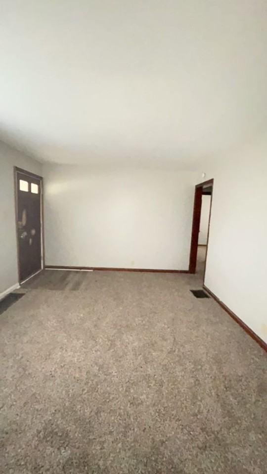 2208 South Beacon Street - Photo 3 of 11