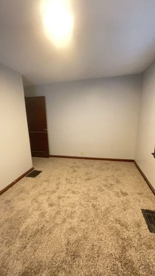 2208 South Beacon Street - Photo 4 of 11