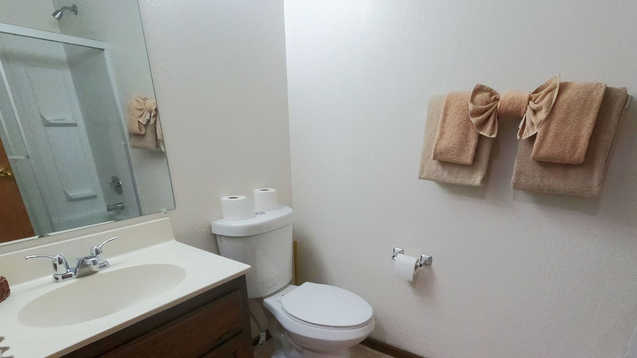 739 Joyce Ln - Photo 7 of 20