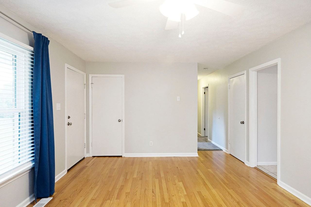 930 Claudius Court - Photo 3 of 18